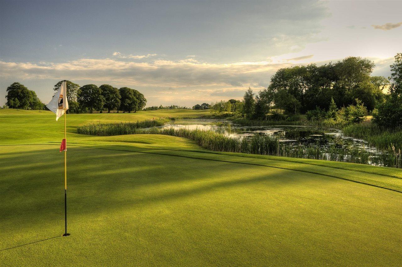 Knightsbrook & Golf Hotel 4*