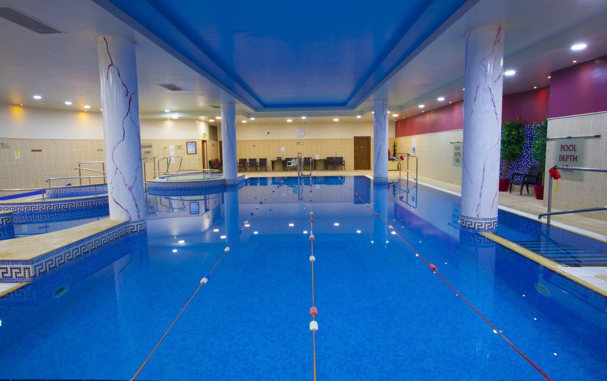 Knightsbrook & Golf 4* Trim